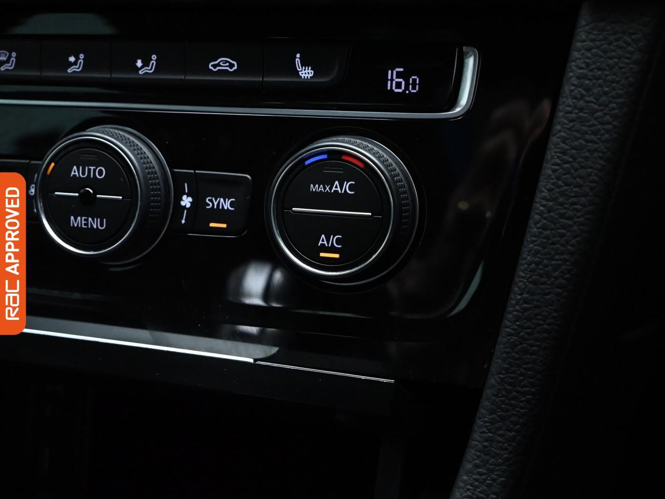 Used Volkswagen Golf 2018 for sale - 75824182: Photo 18
