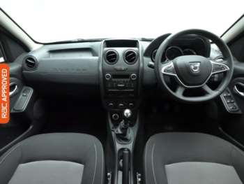Used Dacia Duster 2018 for sale - 74858741: Photo