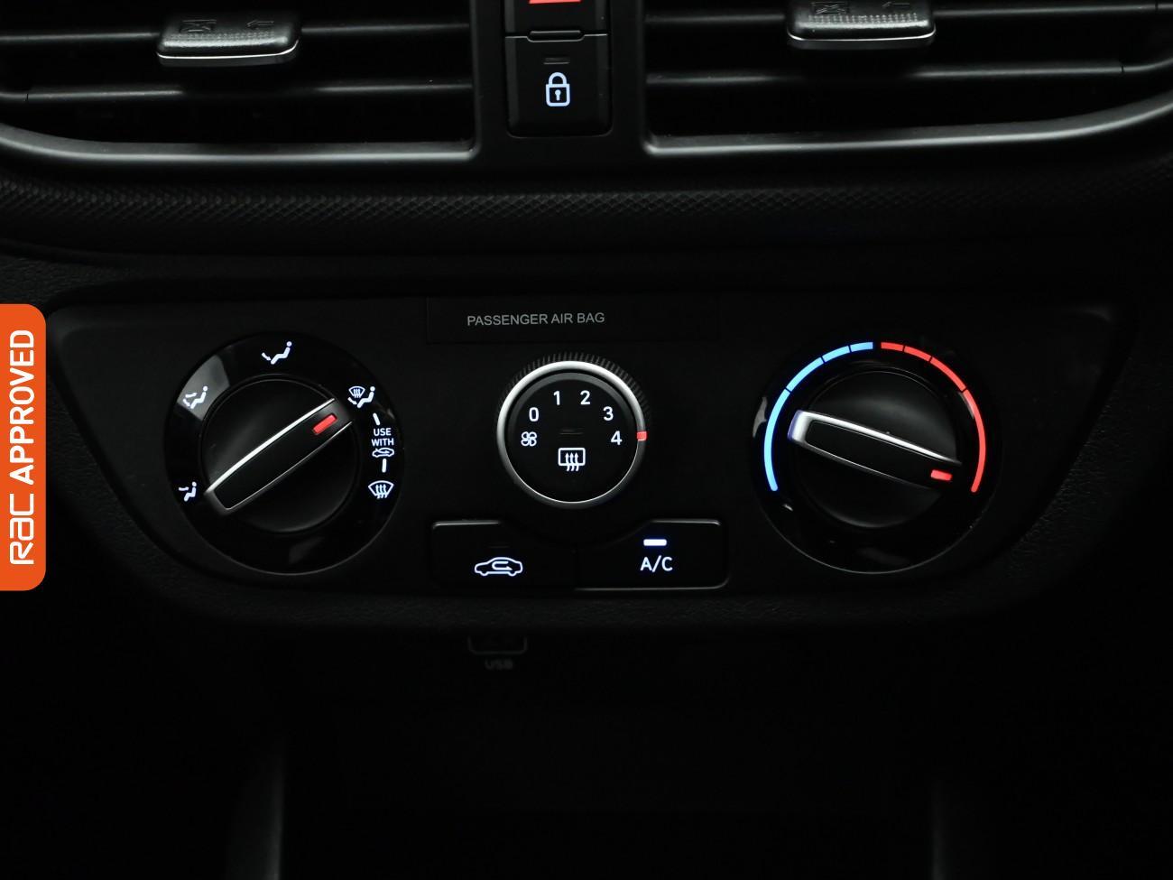 Used Hyundai i10 2023 for sale - 76685635: Photo 16