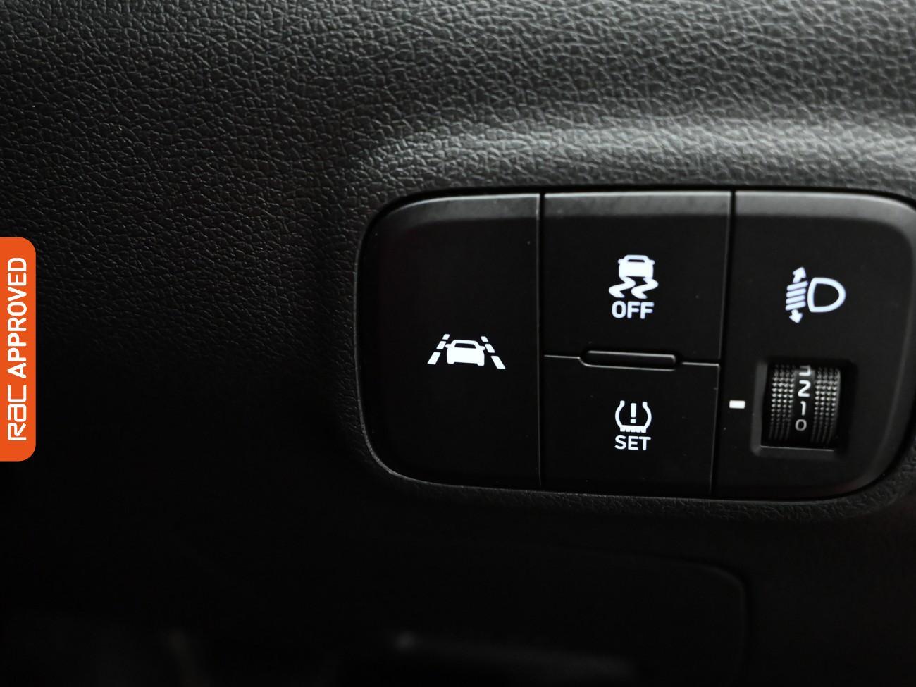 Used Hyundai i10 2023 for sale - 76685635: Photo 19