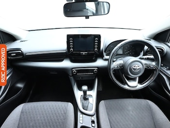 Used Toyota Yaris 2022 for sale - 75786161: Photo