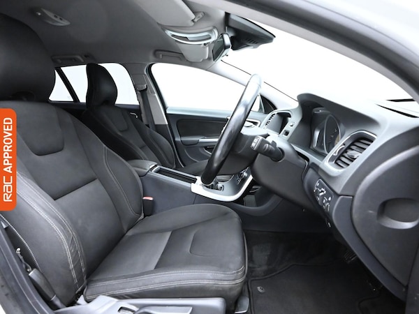 Used Volvo V60 2013 for sale - 75661560: Photo 12
