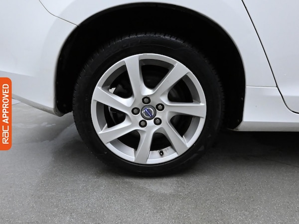 Used Volvo V60 2013 for sale - 75661560: Photo 14