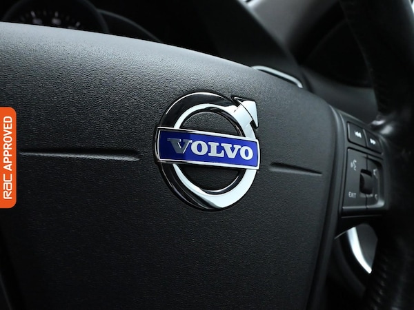 Used Volvo V60 2013 for sale - 75661560: Photo 25