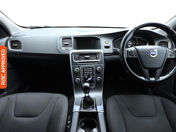 Used Volvo V60 2013 for sale - 75661560: Photo 2