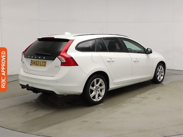 Used Volvo V60 2013 for sale - 75661560: Photo 33