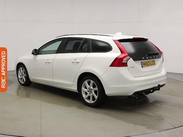 Used Volvo V60 2013 for sale - 75661560: Photo 4