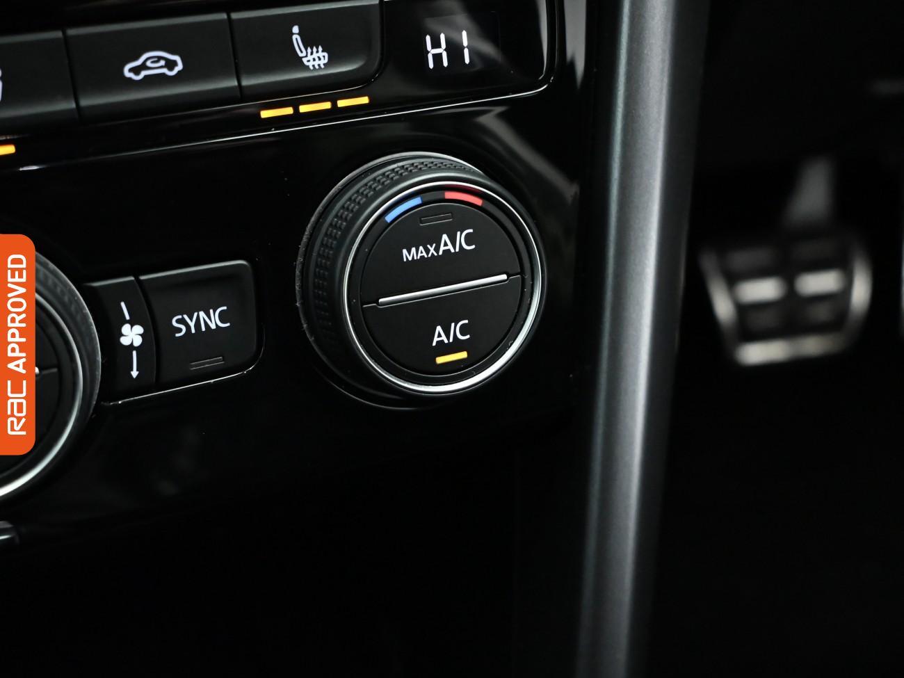 Used Volkswagen T-Roc 2022 for sale - 77355334: Photo 19