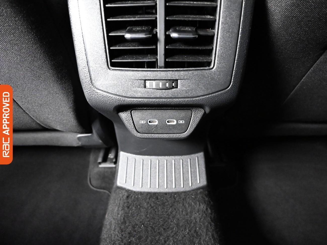 Used Volkswagen T-Roc 2022 for sale - 77355334: Photo 29