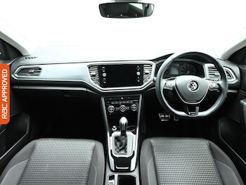 Used Volkswagen T-Roc 2022 for sale - 77355334: Photo