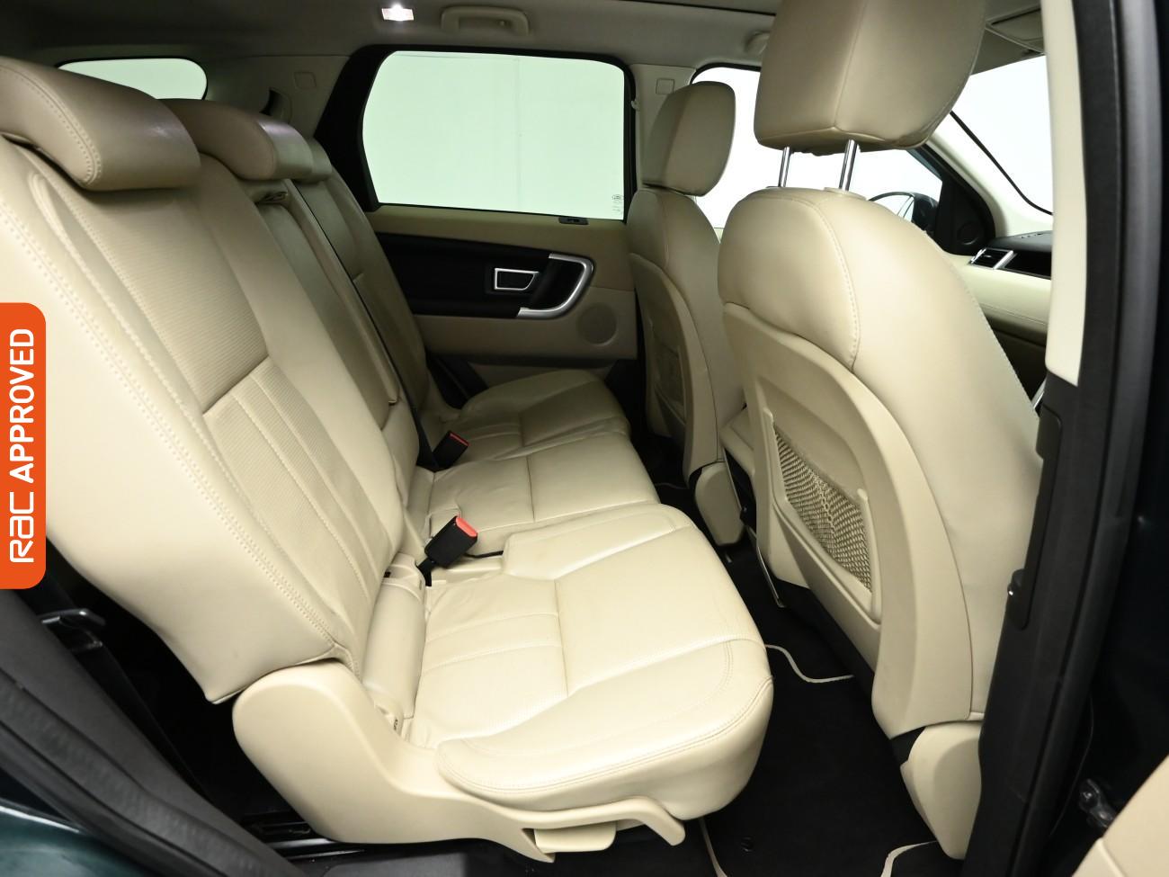 Used Land Rover Discovery Sport 2015 for sale - 76782920: Photo 13