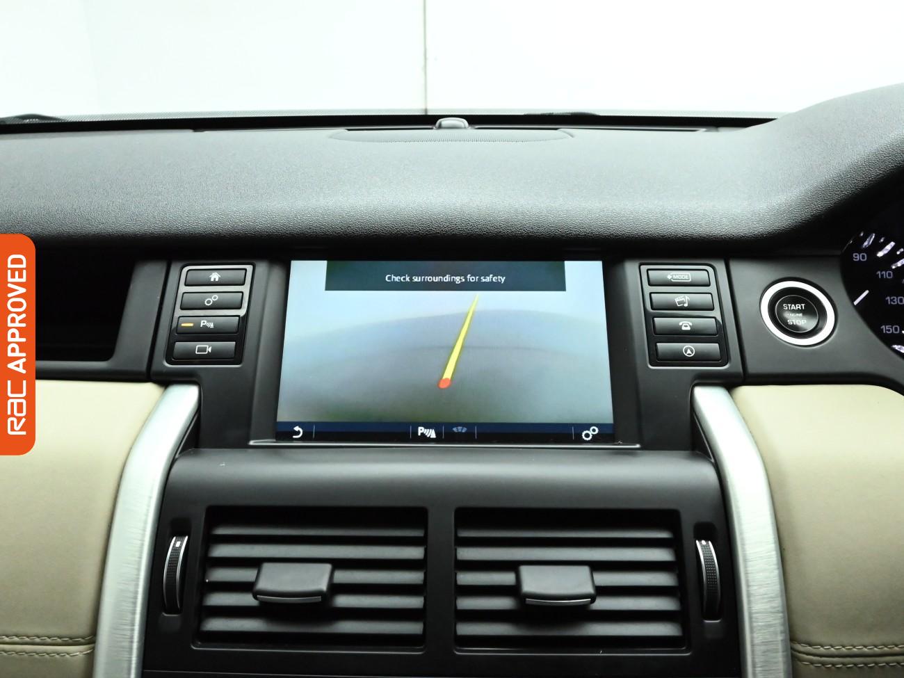 Used Land Rover Discovery Sport 2015 for sale - 76782920: Photo 16