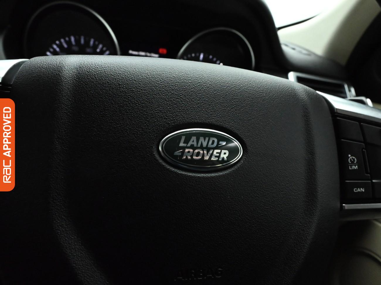 Used Land Rover Discovery Sport 2015 for sale - 76782920: Photo 26