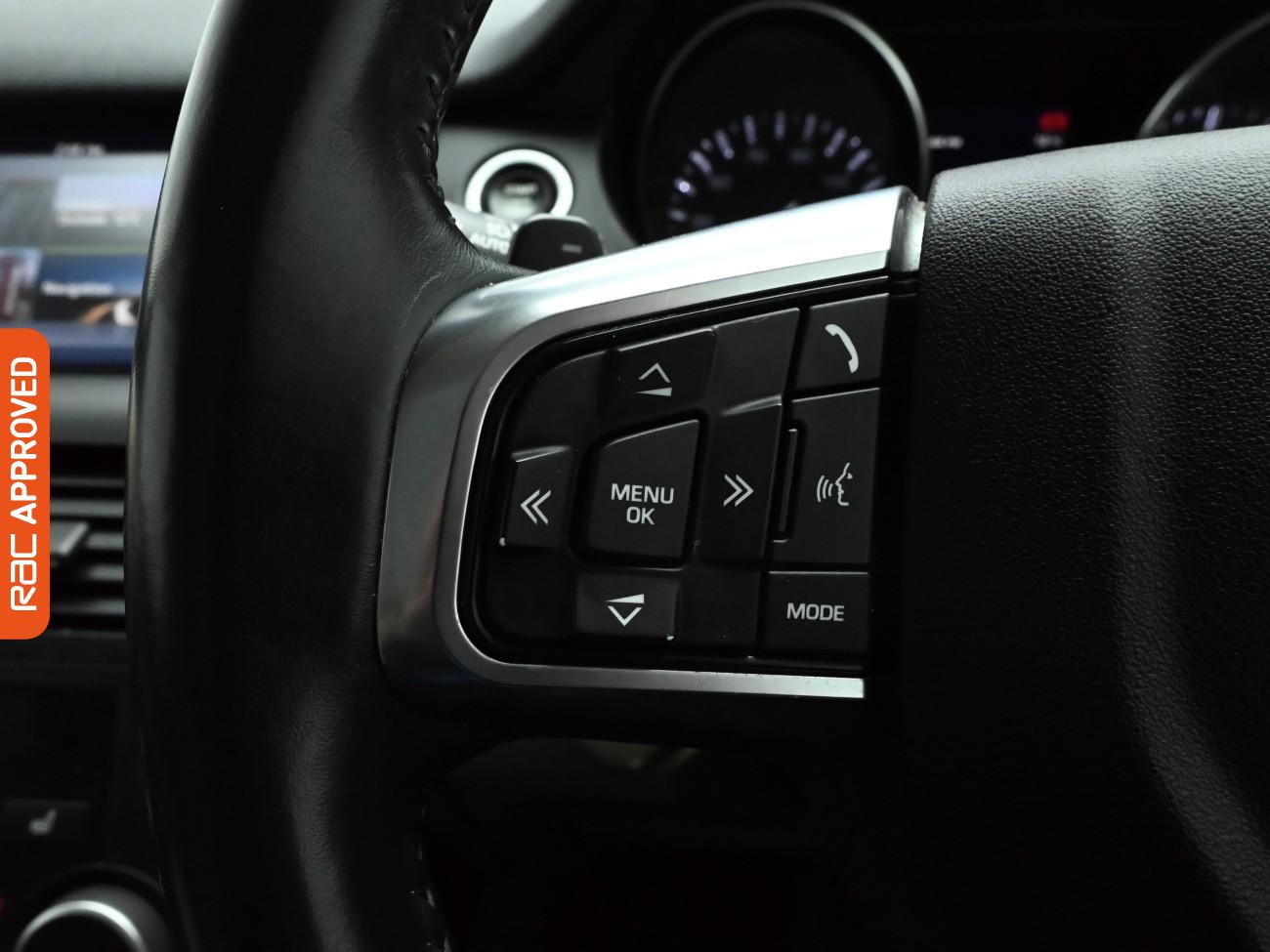 Used Land Rover Discovery Sport 2015 for sale - 76782920: Photo 27