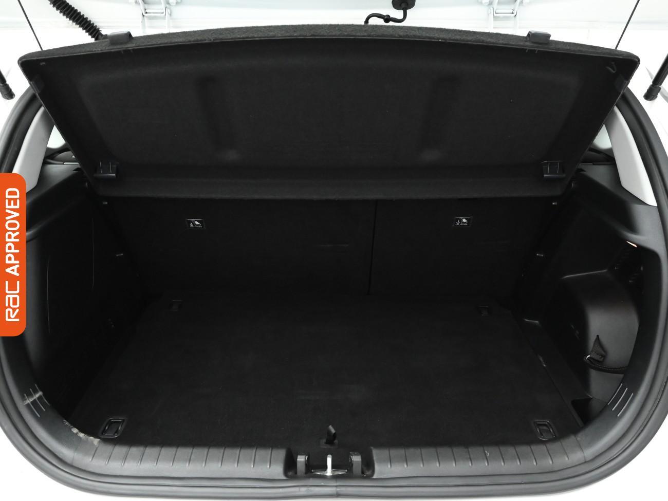 Used Hyundai i20 2023 for sale - 77703387: Photo 23