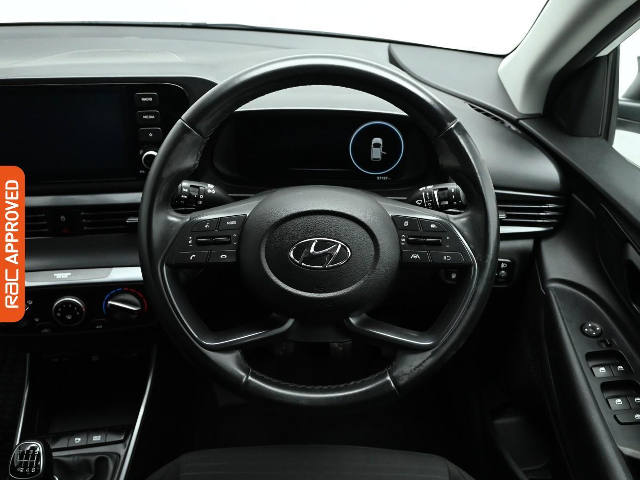 Used Hyundai i20 2023 for sale - 77703387: Photo 9