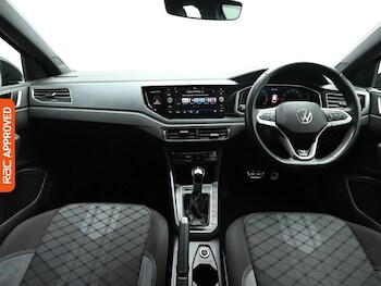 Used Volkswagen Polo 2023 for sale - 77080055: Photo