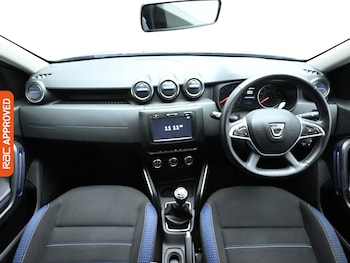 Used Dacia Duster 2021 for sale - 75787647: Photo
