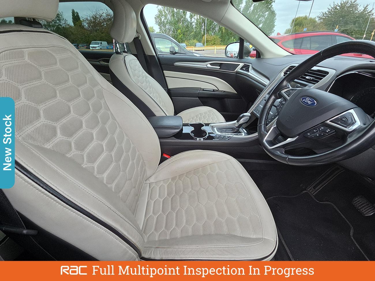 Used Ford Mondeo 2016 for sale - 76330629: Photo 3