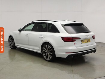 Used Audi A4 2017 for sale - 76554561: Photo