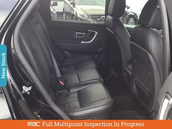 Used Land Rover Discovery Sport 2019 for sale - 76035303: Photo