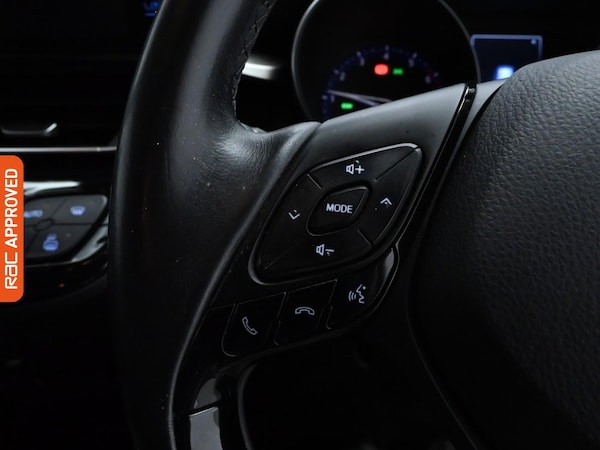Used Toyota C-HR 2017 for sale - 75761408: Photo 26