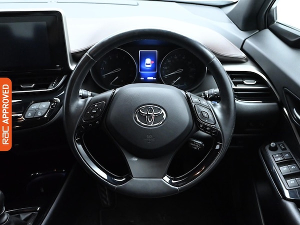Used Toyota C-HR 2017 for sale - 75761408: Photo 9