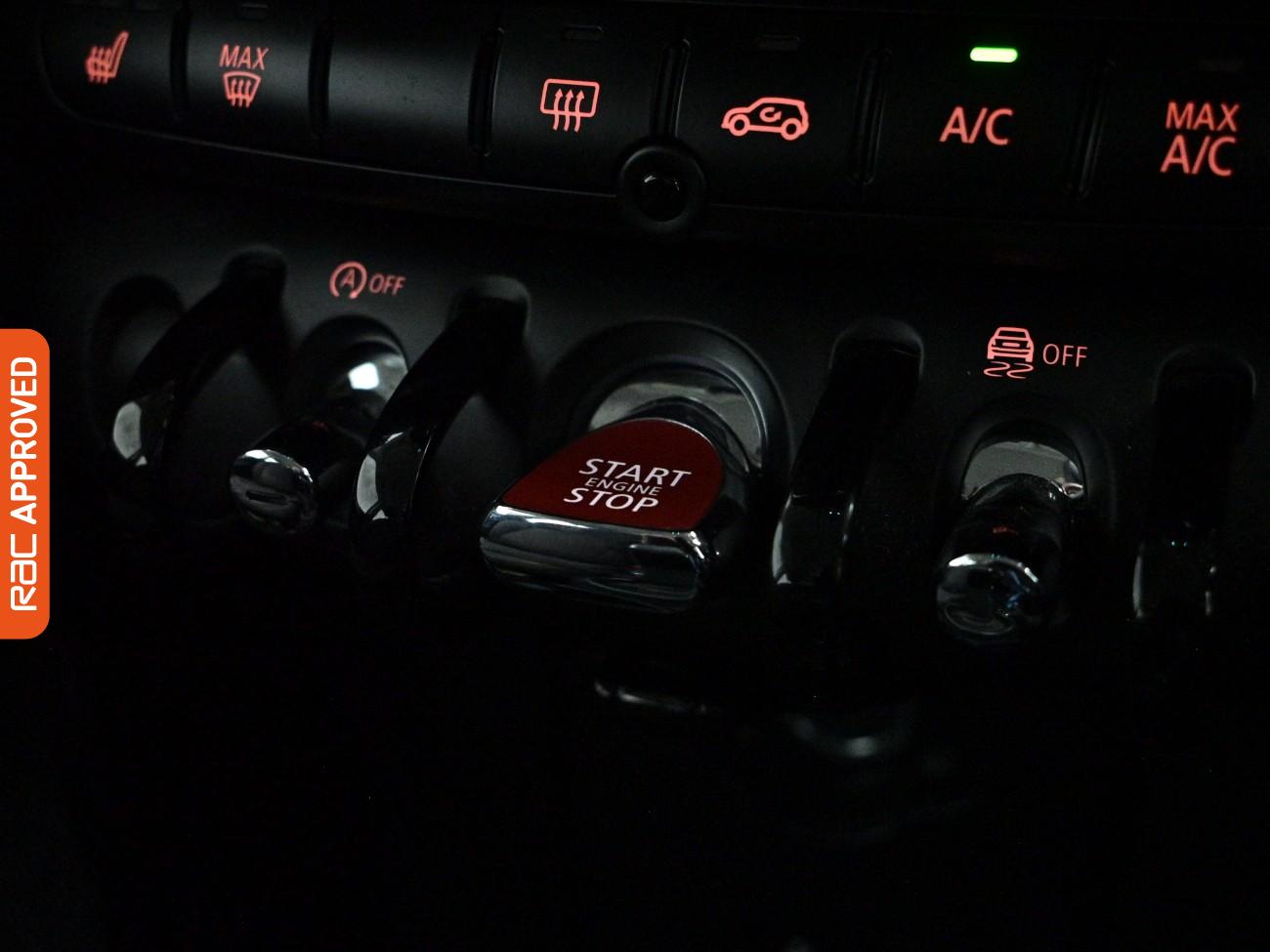 Used MINI Hatch 2023 for sale - 77989558: Photo 19