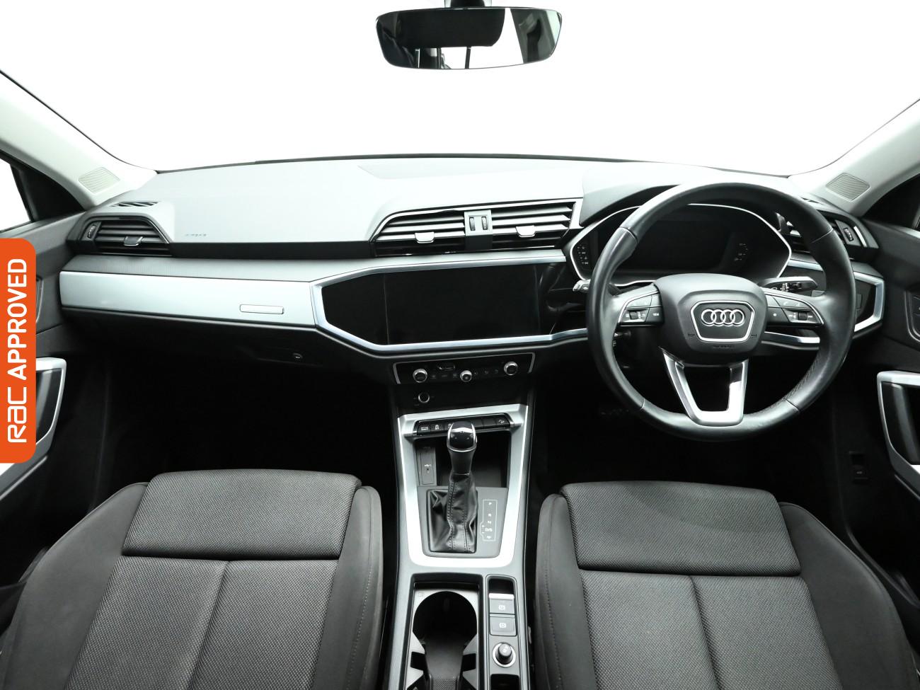 Used Audi Q3 2021 for sale - 77037418: Photo 2