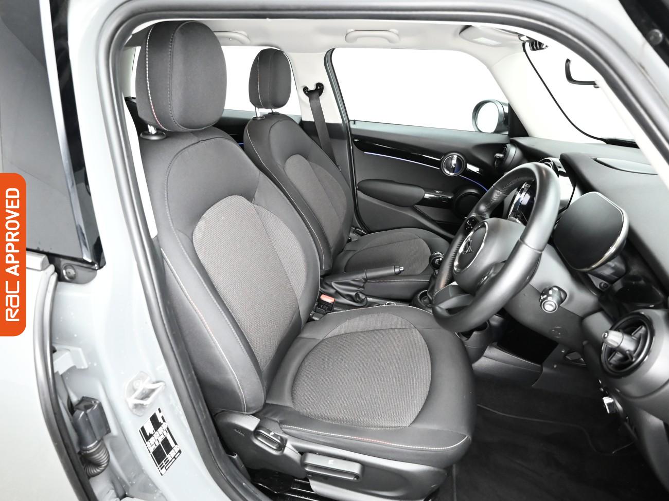 Used MINI Hatch 2022 for sale - 76685632: Photo 12