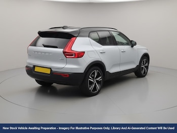 Used Volvo XC40 2021 for sale - 76697532: Photo