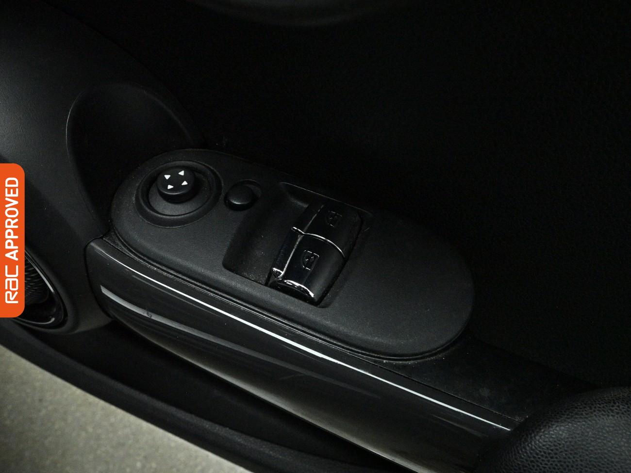 Used MINI Hatch 2017 for sale - 78155084: Photo 23