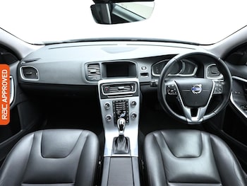 Used Volvo V60 Cross Country 2016 for sale - 75474990: Photo