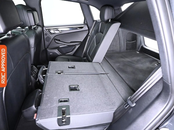 Used Porsche Macan 2021 for sale - 75283935: Photo 29