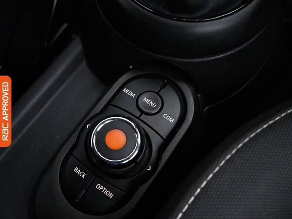 Used MINI Hatch 2021 for sale - 75592663: Photo 19