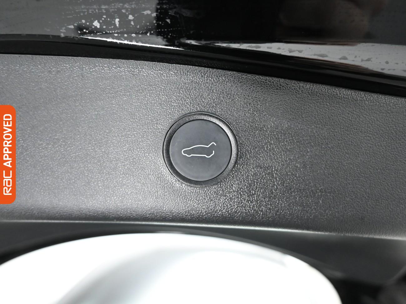 Used Tesla Model 3 2021 for sale - 77976235: Photo 25