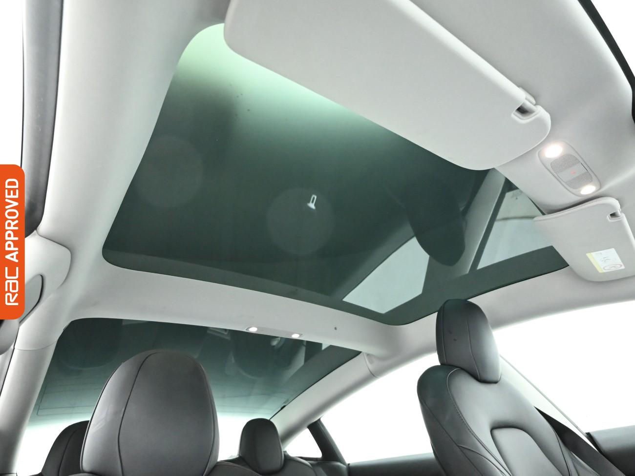 Used Tesla Model 3 2021 for sale - 77976235: Photo 3