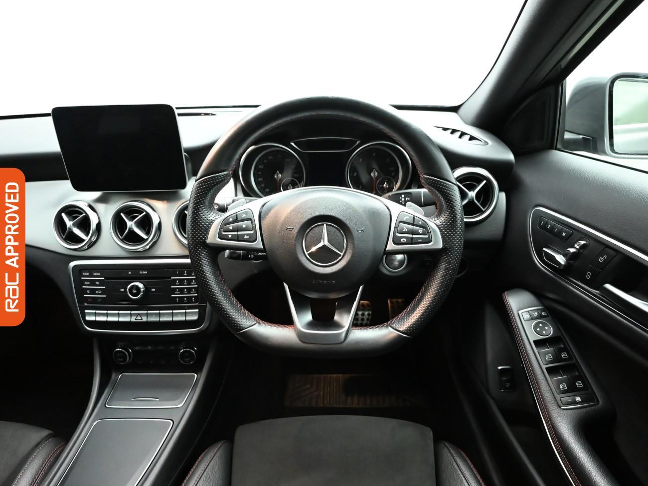 Used Mercedes-Benz GLA 2018 for sale - 77340699: Photo 9