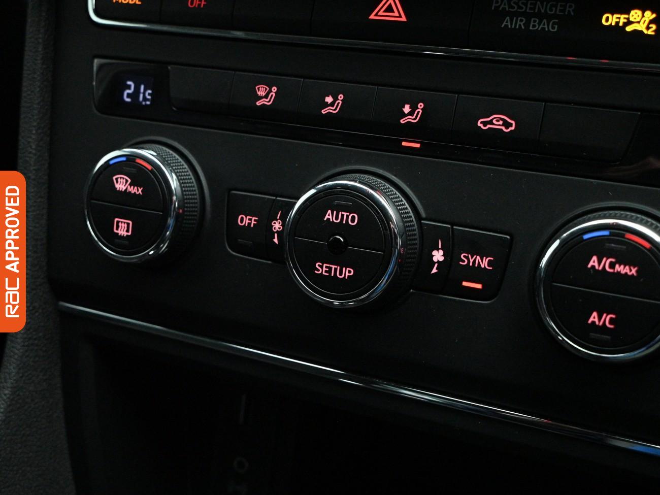 Used SEAT Leon 2017 for sale - 77879128: Photo 15