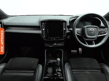 Used Volvo XC40 2022 for sale - 77535411: Photo