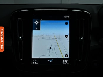 Used Volvo XC40 2021 for sale - 78927292: Photo