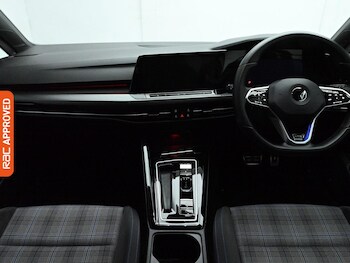 Used Volkswagen Golf 2022 for sale - 77820149: Photo