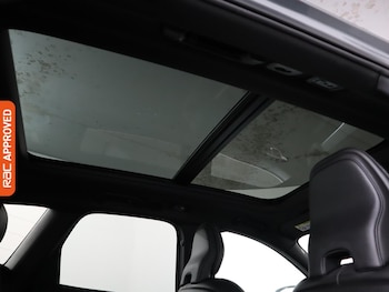 Used Volvo XC60 2019 for sale - 78459468: Photo