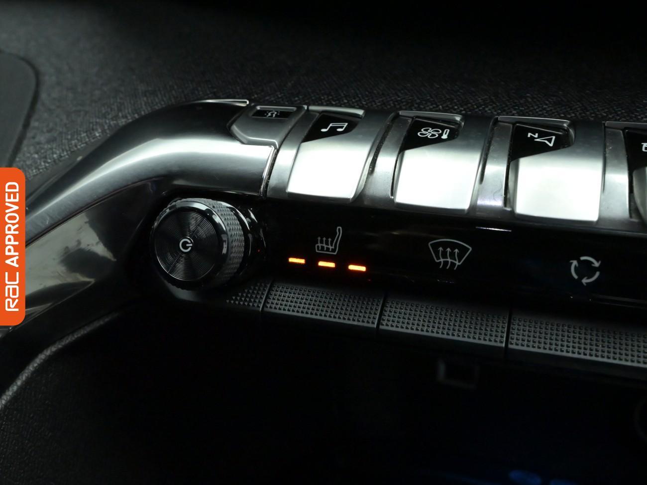 Used Peugeot 3008 2018 for sale - 76654312: Photo 21