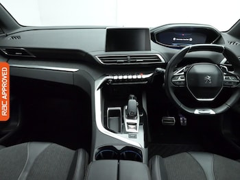 Used Peugeot 3008 2018 for sale - 76654312: Photo