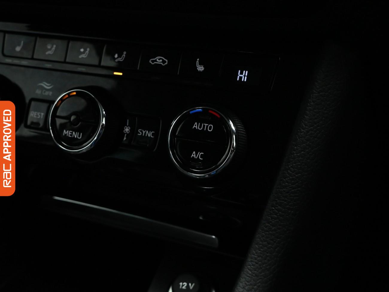 Used Skoda Superb 2021 for sale - 77463219: Photo 16