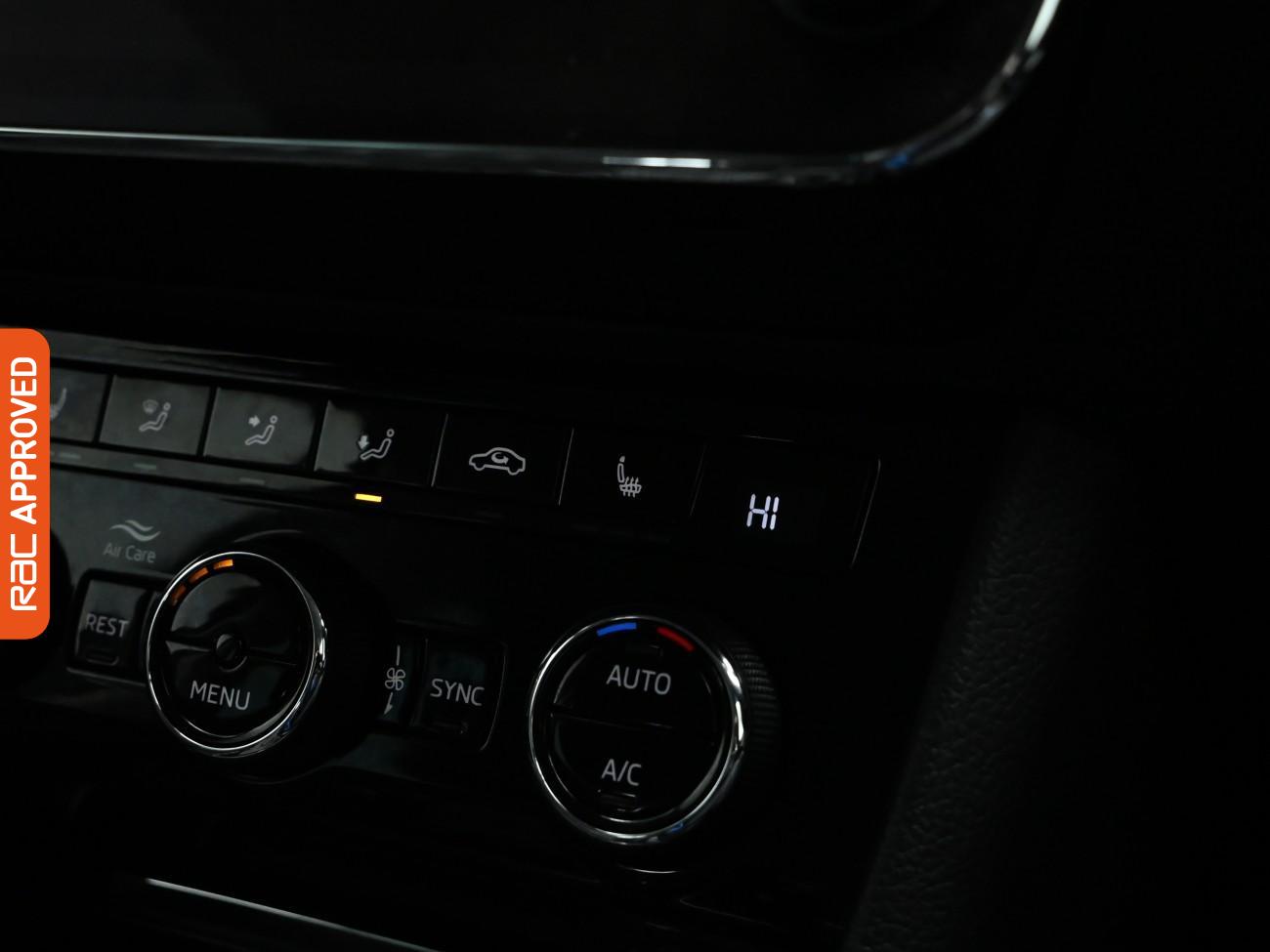 Used Skoda Superb 2021 for sale - 77463219: Photo 17