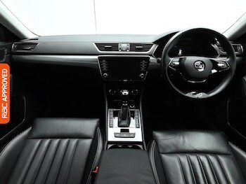 Used Skoda Superb 2021 for sale - 77463219: Photo