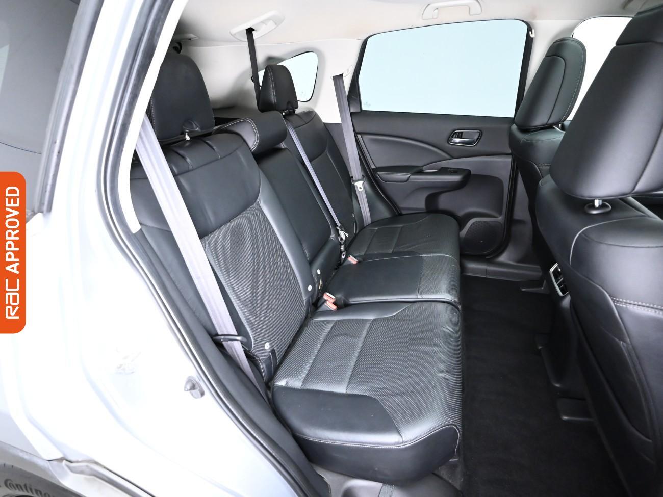 Used Honda CR-V 2017 for sale - 76636900: Photo 13