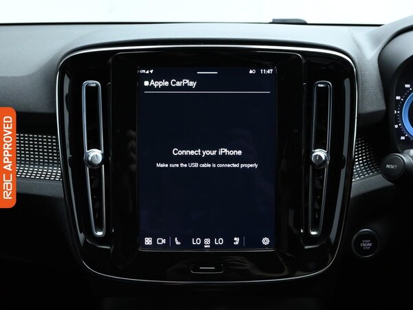 Used Volvo XC40 2023 for sale - 75786391: Photo 15